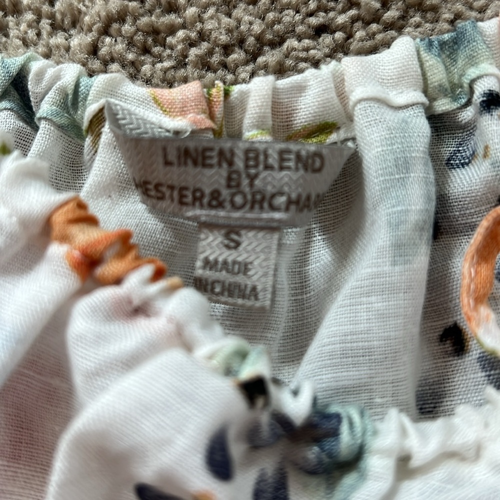 Hester & Orchard Linen Floral Top - Picture 4 of 9